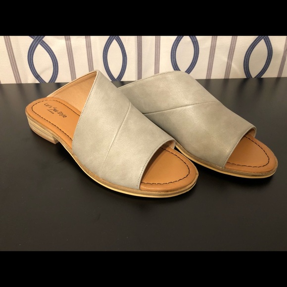Lets see style Shoes - Grey sandal NEW!